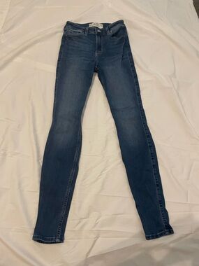 Hollister Women's Medium Wash Skinny Jeans